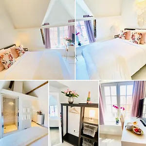 The Flower Bed & Breakfast
